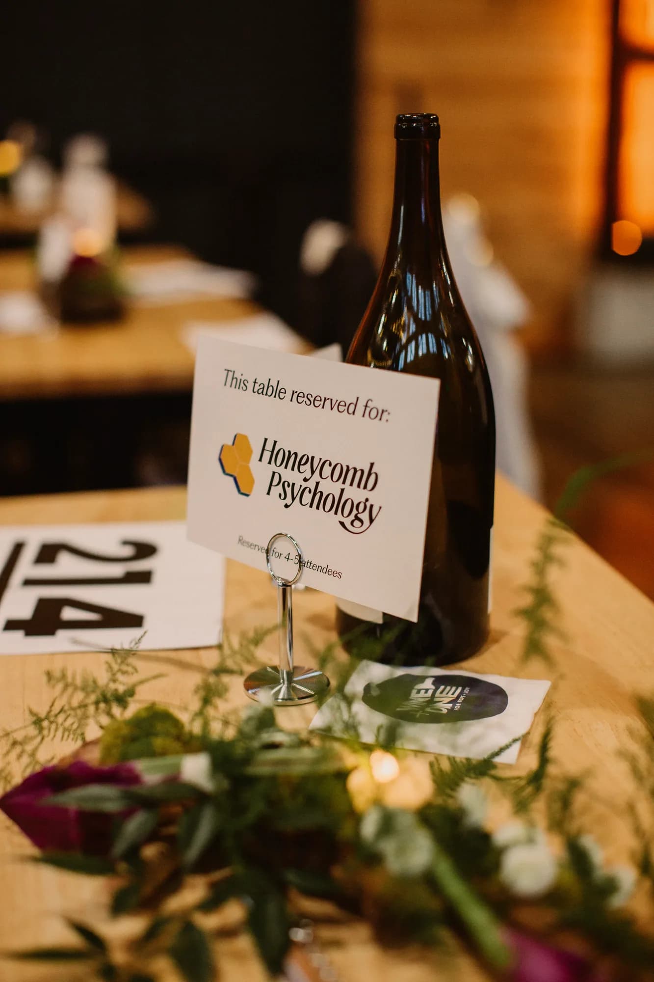 A table reserved for Honeycomb Psychology at Wine & Dine for Hope & Joy